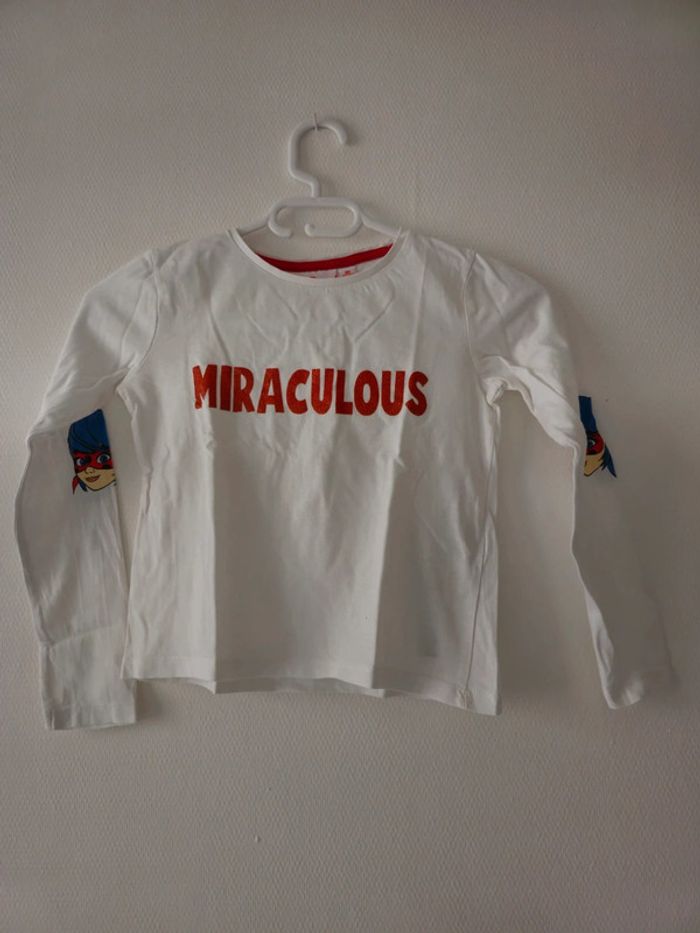 T shirt miraculous