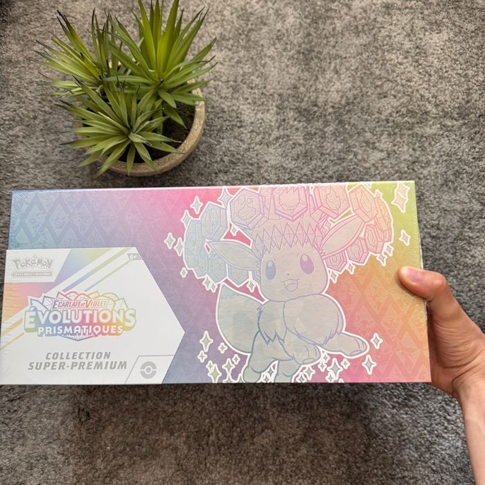 Coffret Pokémon Super Premium – Évolutions Prismatiques - photo numéro 2