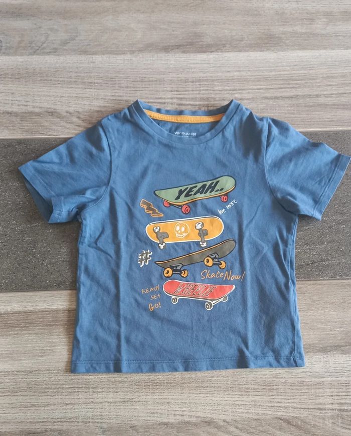 Lot de 3 haut de pyjama 4 ans - photo numéro 4