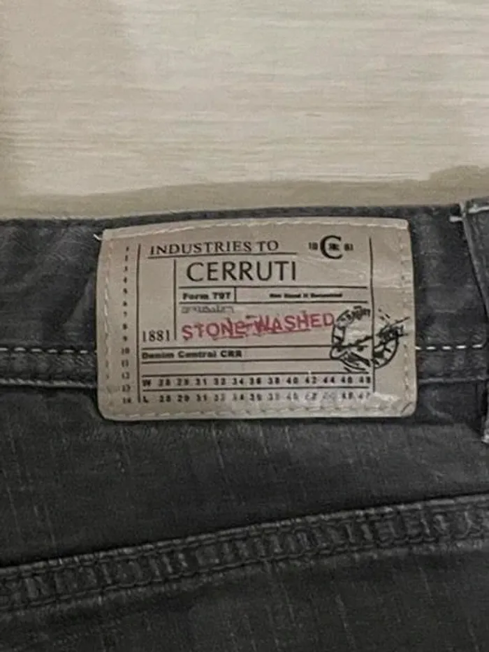 Jeans Cerruti - photo numéro 4