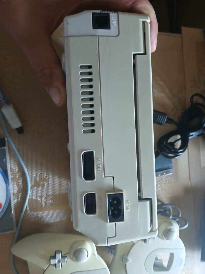 Console Sega Dreamcast avec 1 jeu - photo numéro 6