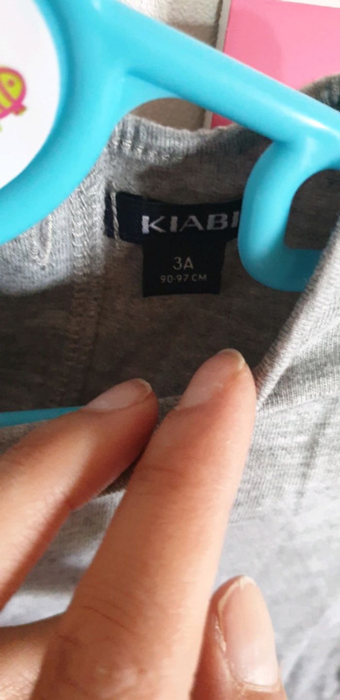 Petit haut manche longue. - photo numéro 2