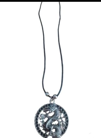 Collier  avec pendentif n°47