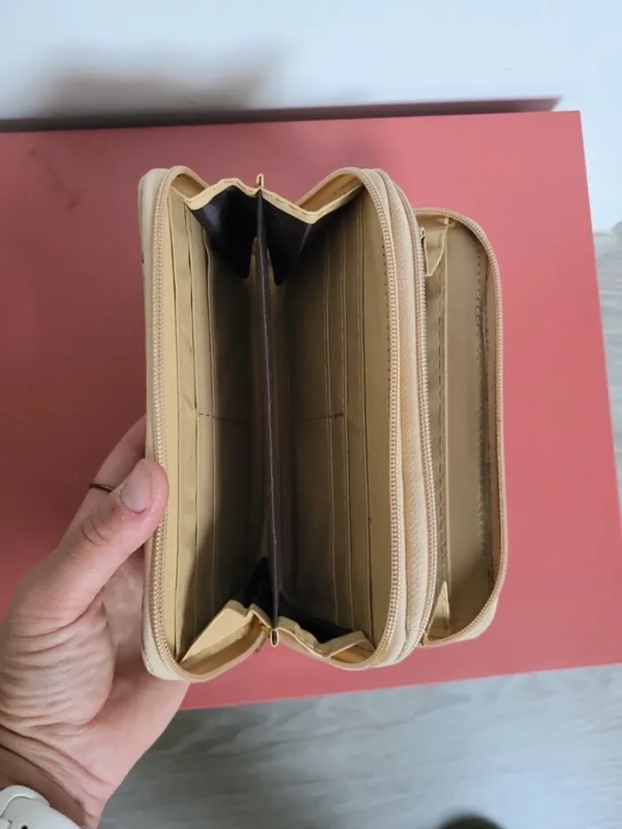 Porte feuille - photo numéro 2