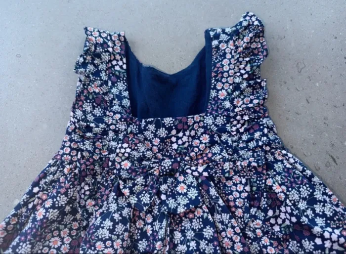 Magnifique robe sergent major 3 ans tbe  Motifs liberties  Fleuries - photo numéro 4