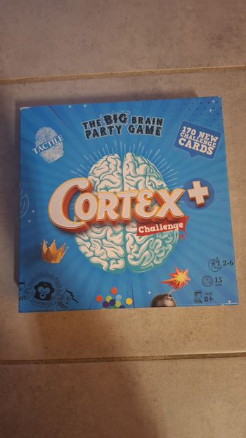 Jeu de société Cortex en excellent état
