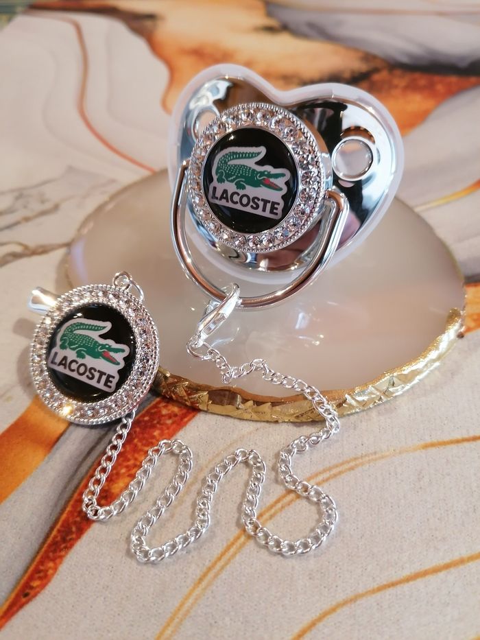 Tétine Lacoste argenté - photo numéro 2