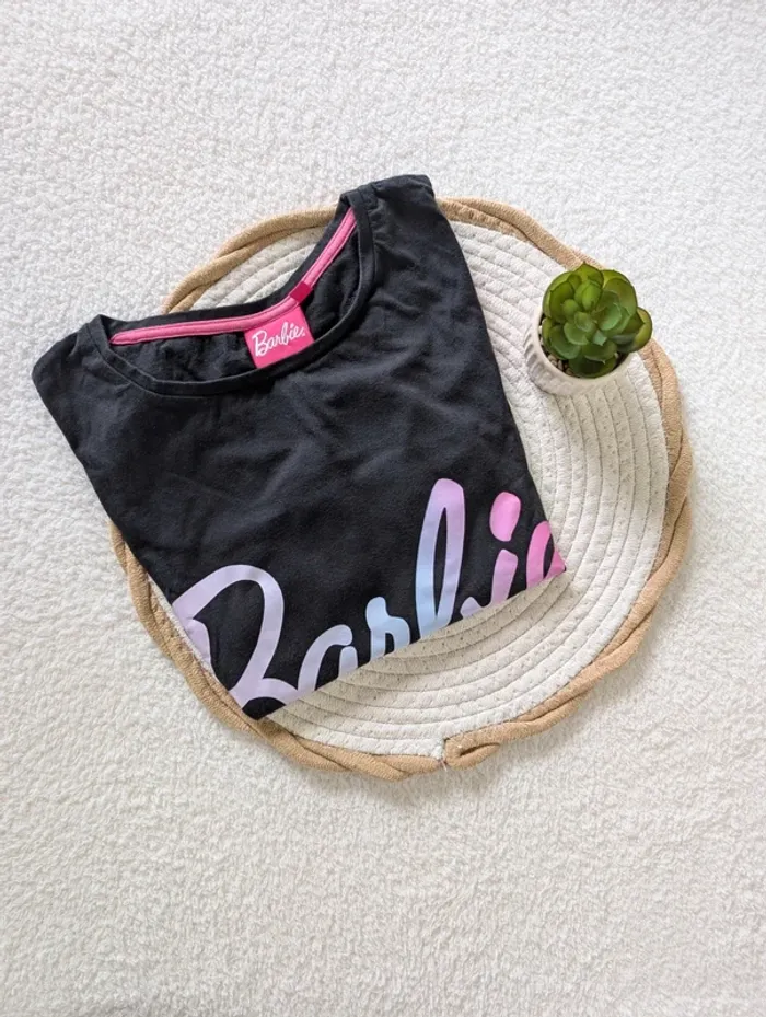🩷 T-shirt Barbie – 12 ans