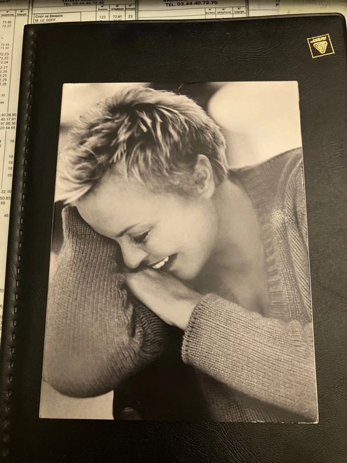 Coffret 4 DVD. Muriel Robin se plie en 4.