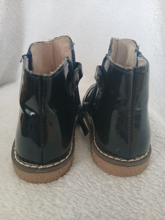 Jolies bottines vernies bleu pointure 25 - photo numéro 4