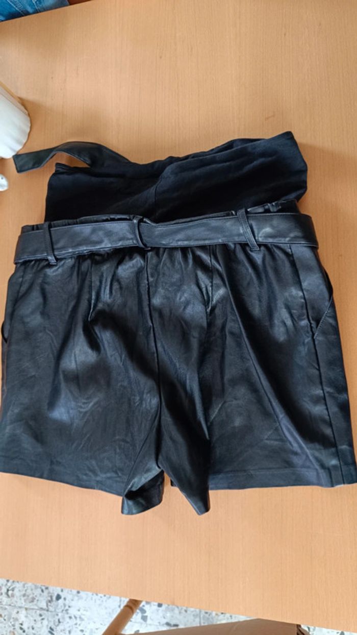 Short de grossesse - photo numéro 5
