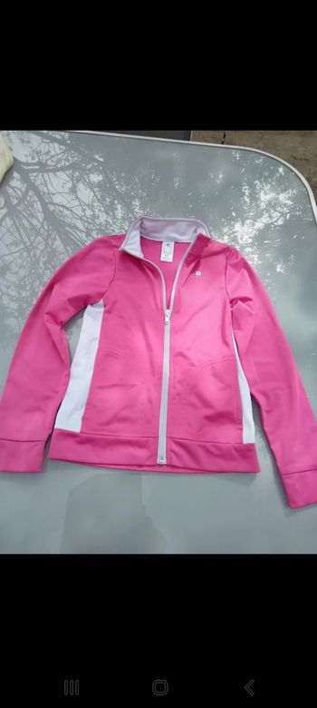 Veste de sport rose et blanche/ Domyos