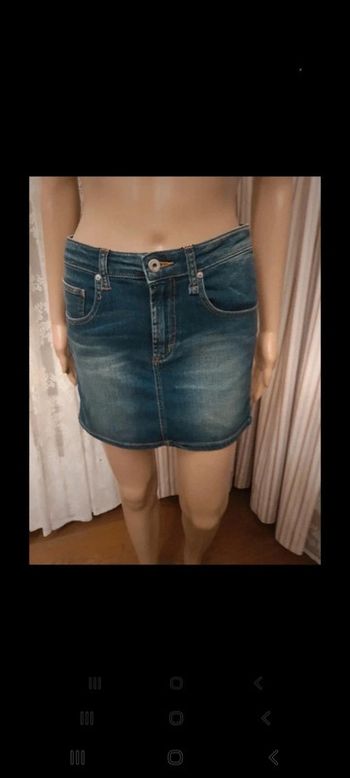Jolie Mini Jupe en jeans Fiorucci W 26 fr 36