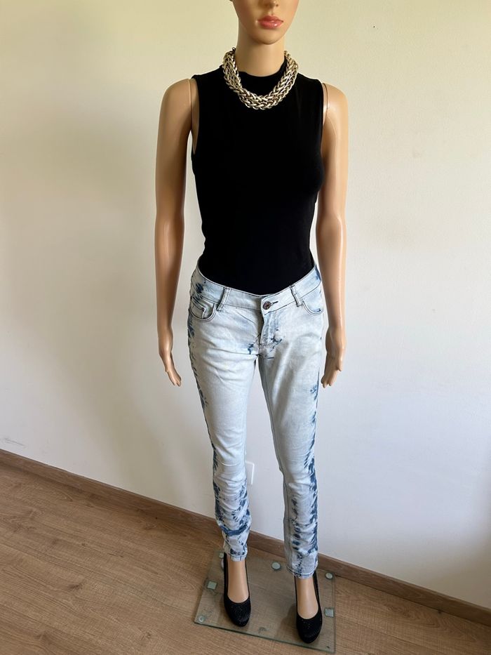 Jean bleu et bleu clair Zac & Zoé taille M bon état - photo numéro 3