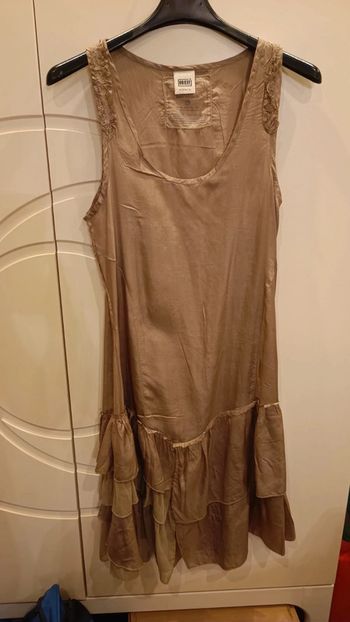 Abitino beige in seta Object