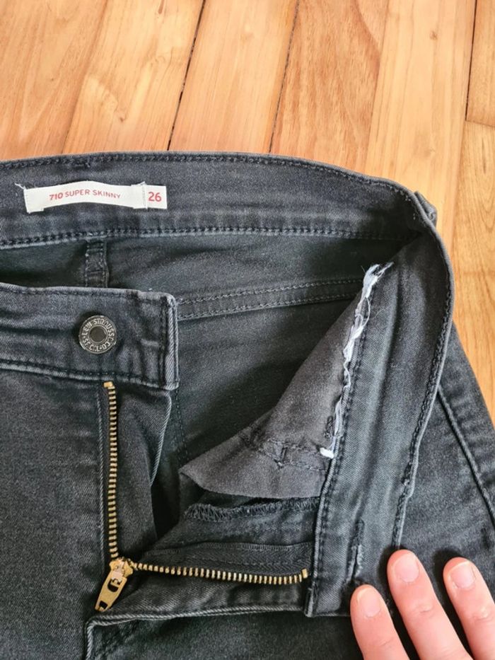 Jean's Levi's noir super Skinny w.26 - photo numéro 5