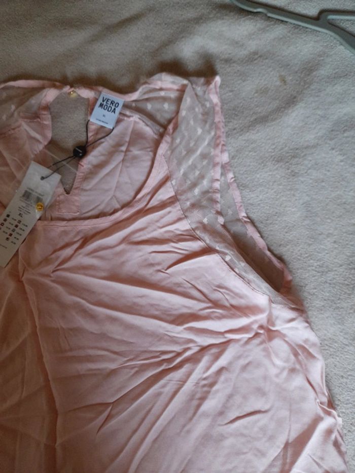 Tee-shirt - photo numéro 2