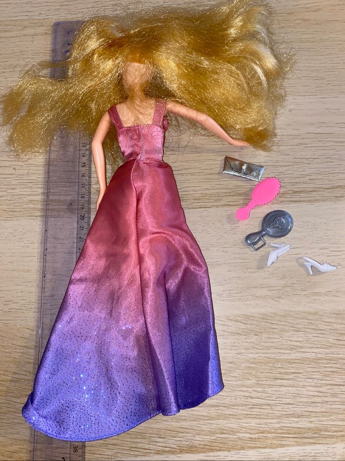 Poupée Disney Gisele enchanted il était une fois princesse 2007 Simba toys - photo numéro 7