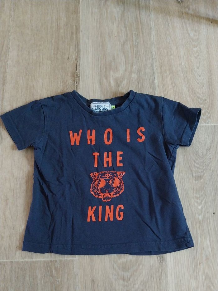 T-shirt
