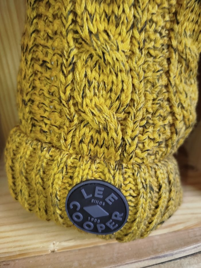 Bonnet hiver 🪾 avec pompon - photo numéro 5