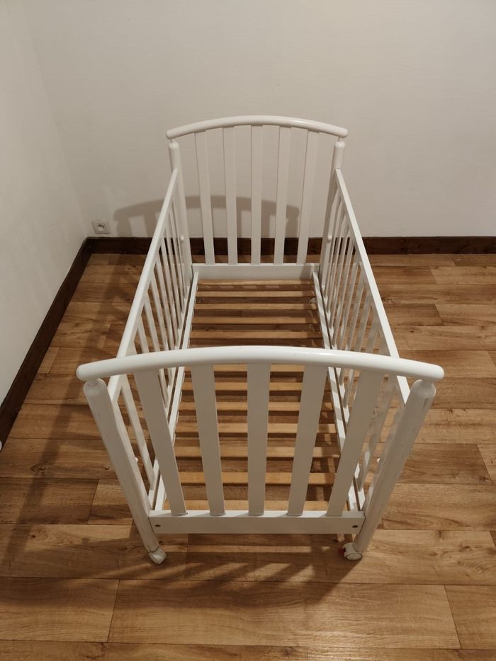 Lit bébé - photo numéro 3