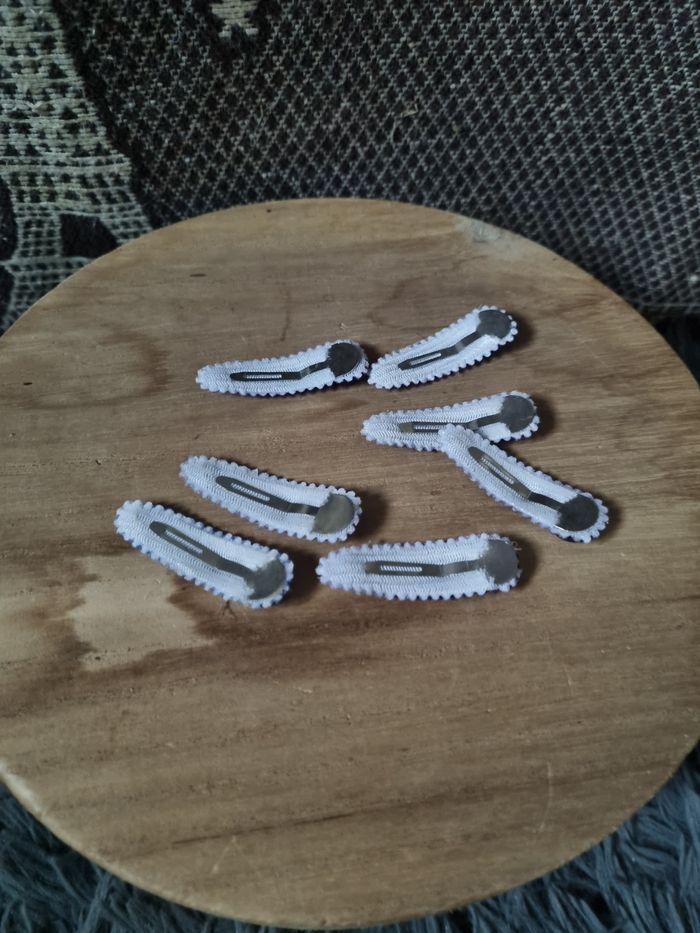 Lot barrettes et nœuds à cheveux fille - photo numéro 3