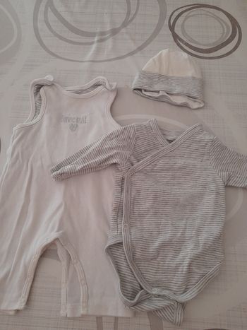 Tenue pour dormir bébé