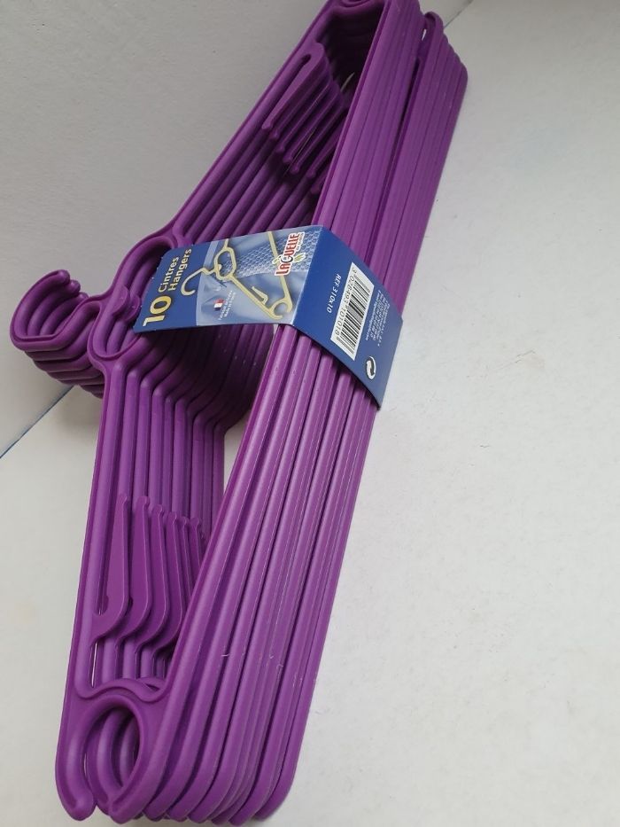 Lot de 10 cintres - photo numéro 4