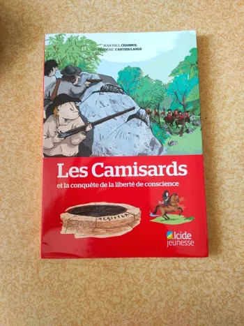 Livre les Camisards Neuf