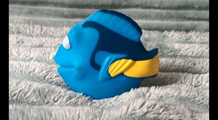 Jouet de bain dory disney pixar - photo numéro 2