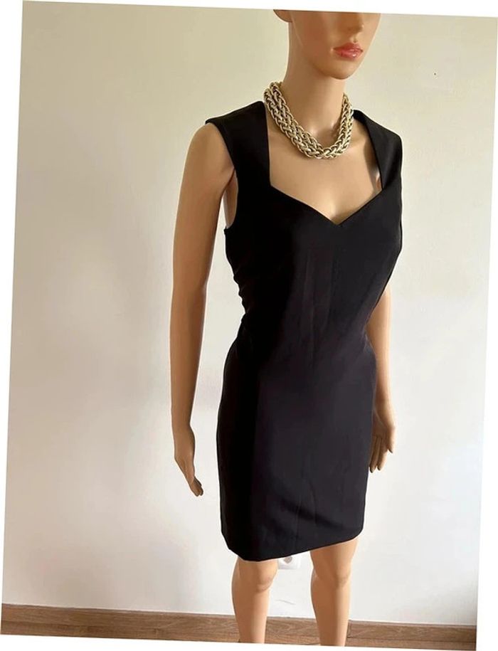 Robe noire sans manches Mango taille L jamais portée - photo numéro 2