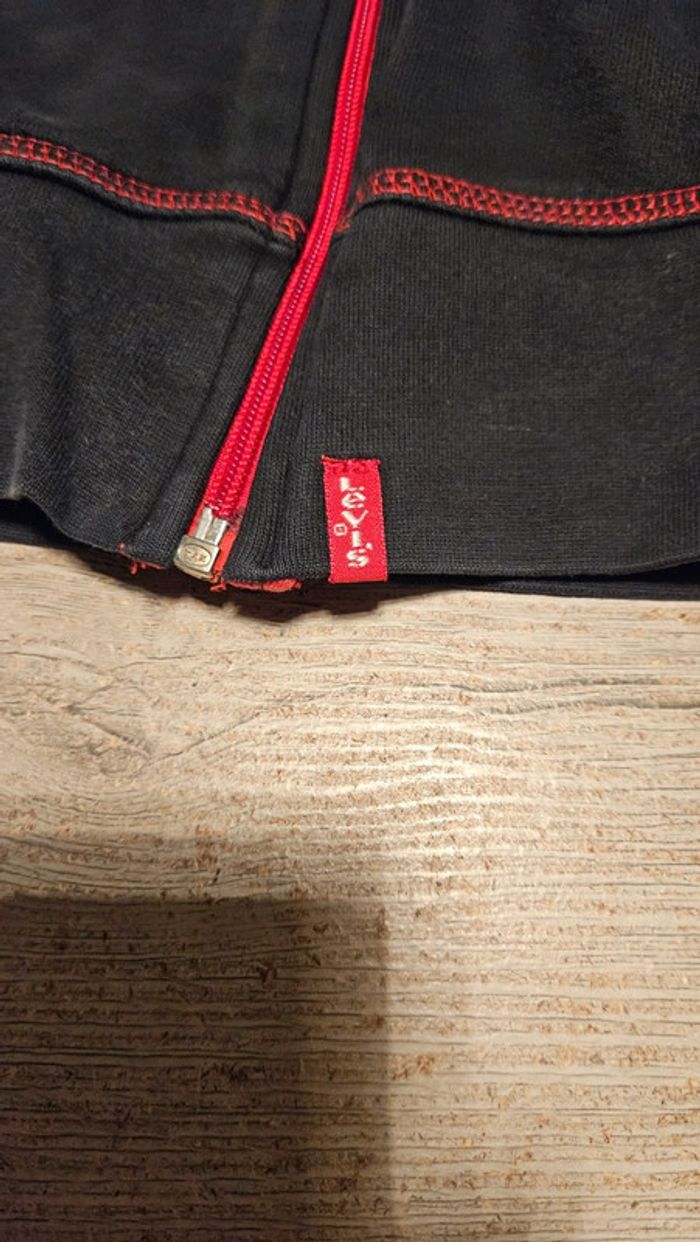 Gilet noir et rouge à capuche et manches longues, asymétrique, Levi's, 10 ans - photo numéro 6
