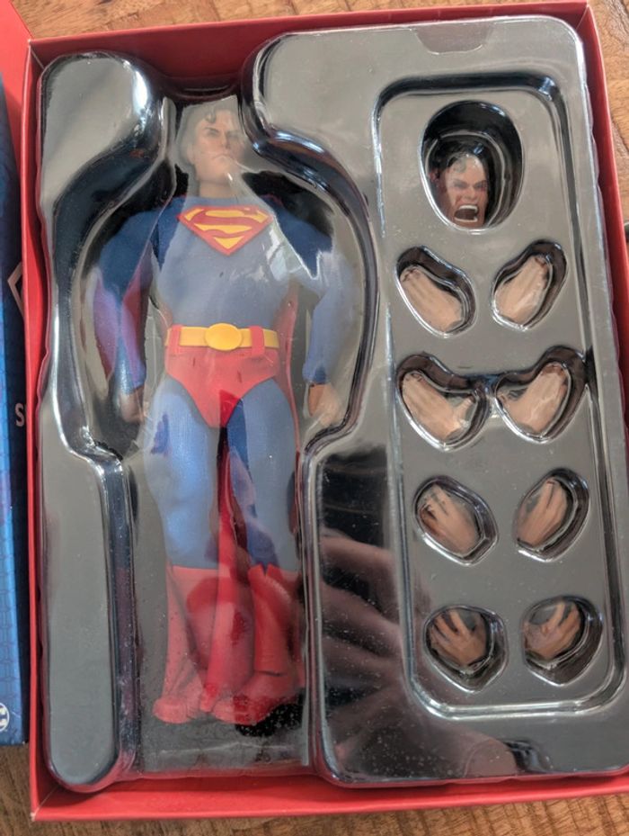 Figurine articulée Beast Kingdom DC comics DAH-045 Superman 1/9- - photo numéro 2