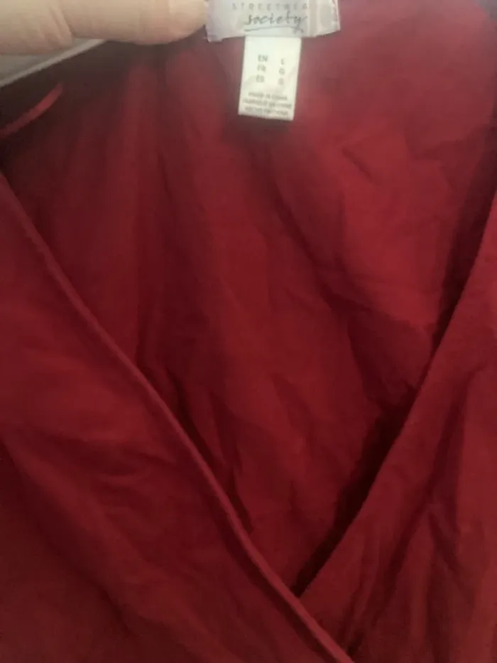 Top rouge croisé Streetwear Society – Taille L – décolleté en V, ajustable côté gauc - photo numéro 9