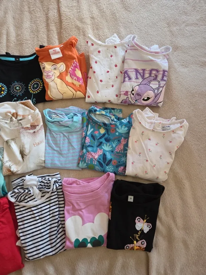 Lot 14 tshirts manches courtes 3 ans - photo numéro 3