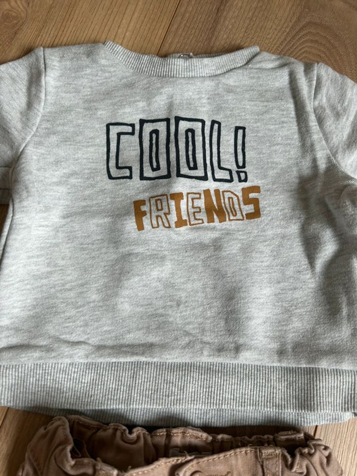 Pull + jean 6 mois - photo numéro 2