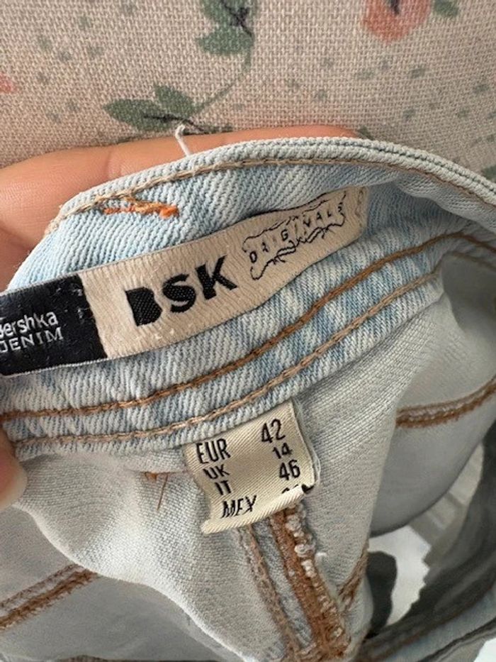 short Bershka bleu clair taille 42 - photo numéro 7