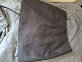 Jupe 37 cm   taille 36  zara