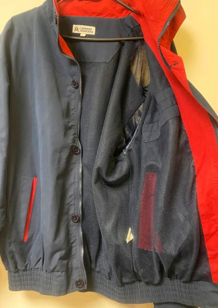 Superbe blouson comme neuf marine et rouge L’Homme Moderne taille L - photo numéro 4