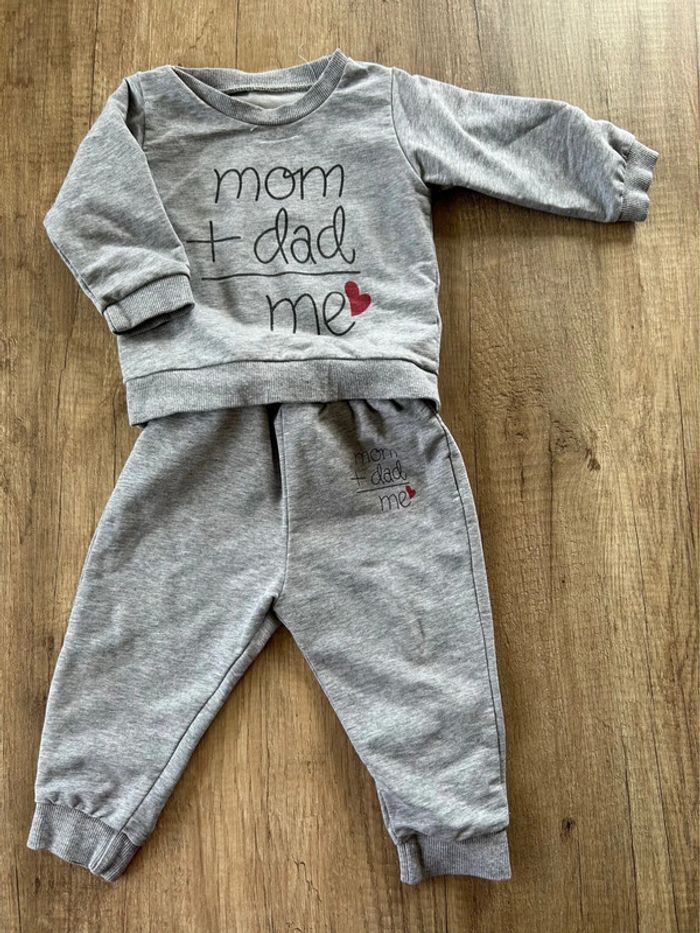 Ensemble jogging 9 mois