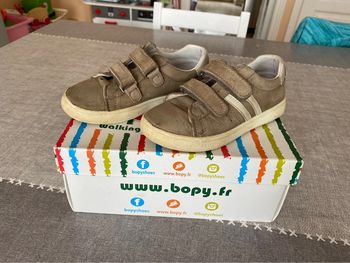 Baskets taupe Bopy taille 27