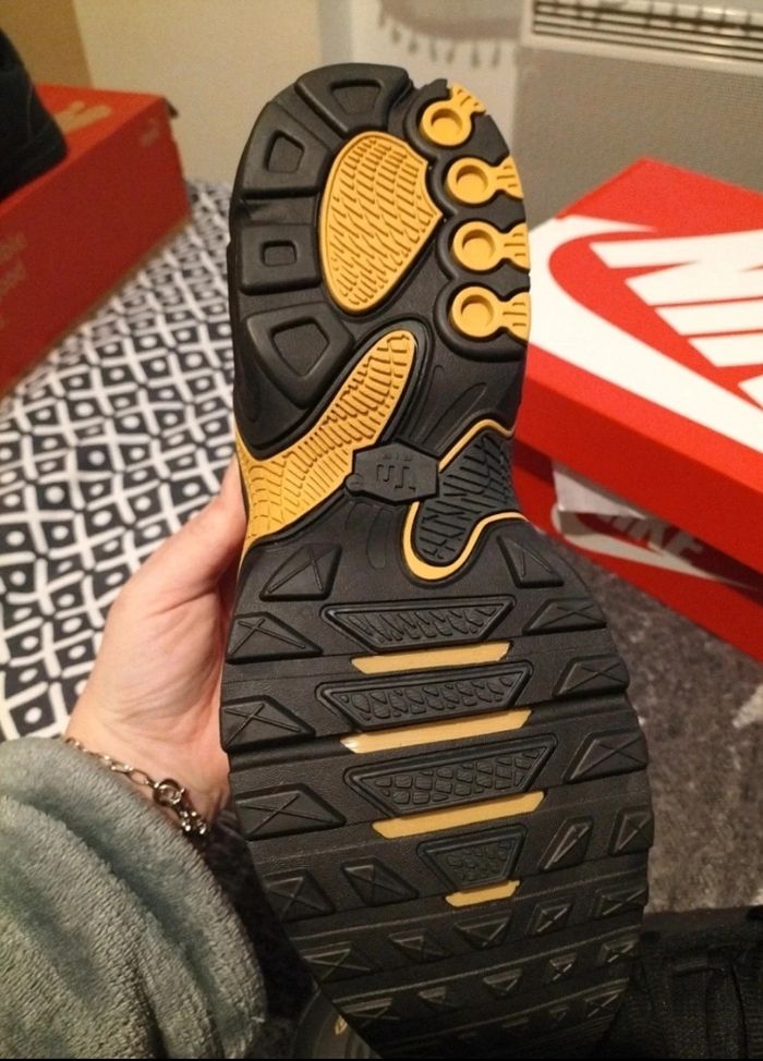 Basket nike tn neuf - photo numéro 4