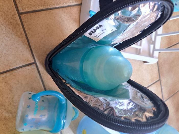 Lot biberons et accessoires - photo numéro 6