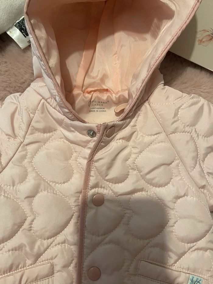 Jolie veste rose primark 6 mois - photo numéro 3
