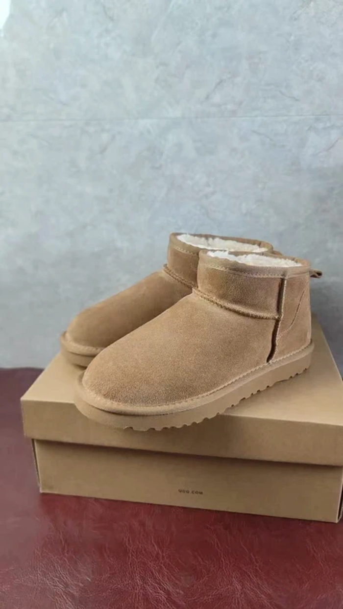 Bottes Ugg Mini Marron 40 - photo numéro 2