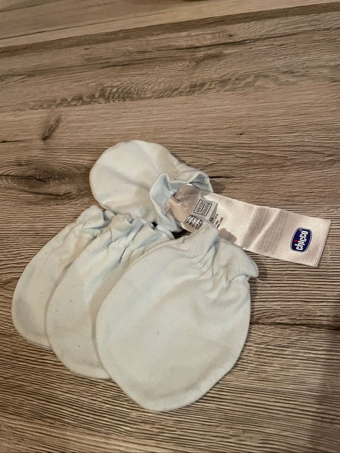 Lot 2 paires moufles