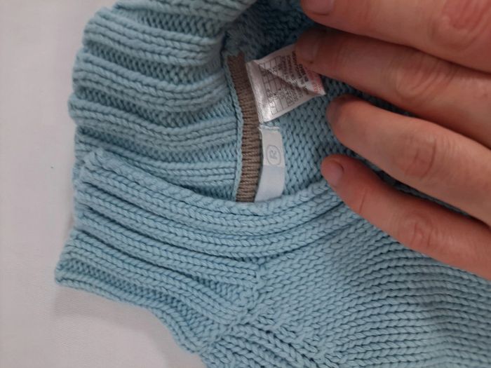 Pull marque inconnu, 3 mois - photo numéro 2