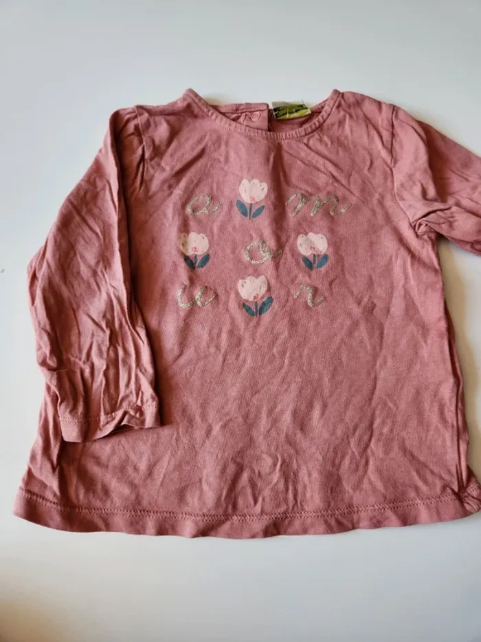 T-shirt tape à l'œil