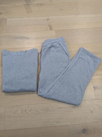 Ensemble jogging + sweat à capuche | Taille M | Neuf jamais porté