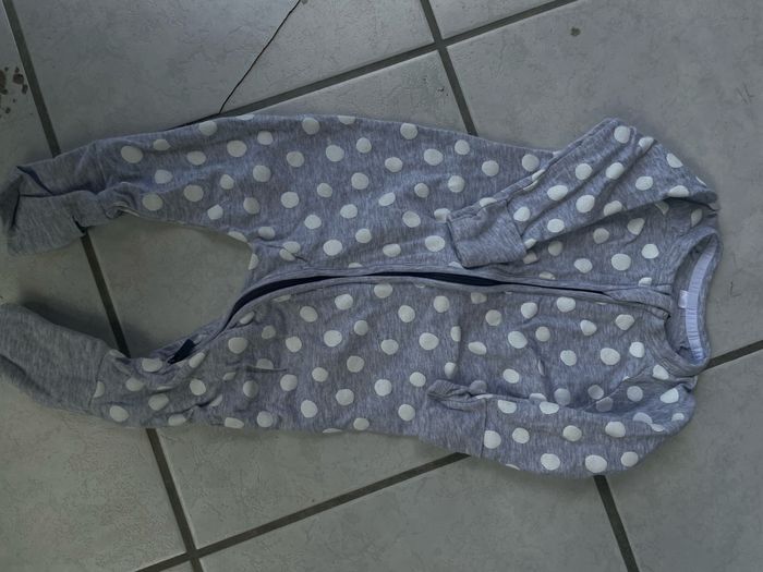 2 pyjama 6M - photo numéro 3
